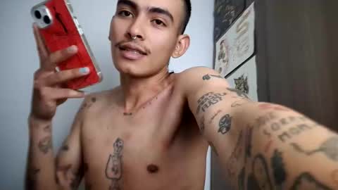 Snapshot of srcejotas chatting on October 18, 2025, 7:03 pm sorry mom online show from October 18, 2025, 7:03 pm