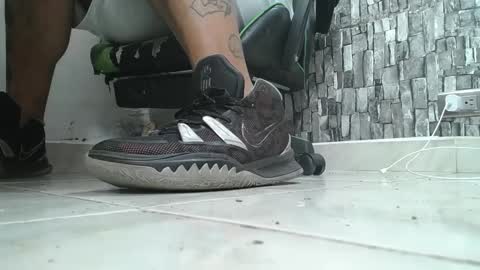 sr master cum its my old account online show from September 27, 2025, 2:05 am