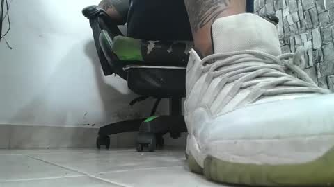 sr master cum its my old account online show from October 17, 2025, 1:09 am