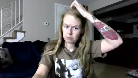 sriley386444137 online show from January 30, 2025, 3:22 am