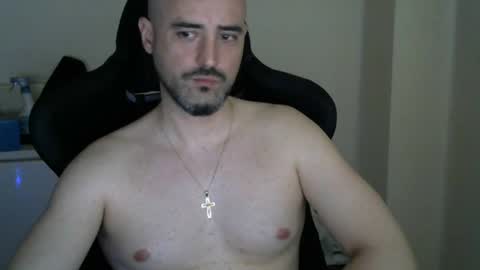 Snapshot of srtramposo chatting on June 22, 2026, 6:05 pm srtramposo online show from June 22, 2026, 6:05 pm