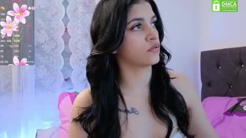 Snapshot of ssafira25 chatting on April 26, 2026, 10:07 pm Estephanie online show from April 26, 2026, 10:07 pm