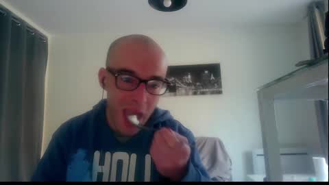 ssenzo online show from December 26, 2024, 8:39 am