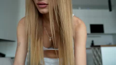 Scarlett online show from March 8, 2026, 8:40 am