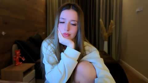 Snapshot of ssurf_time chatting on June 26, 2026, 9:08 pm Chloe online show from June 26, 2026, 9:08 pm