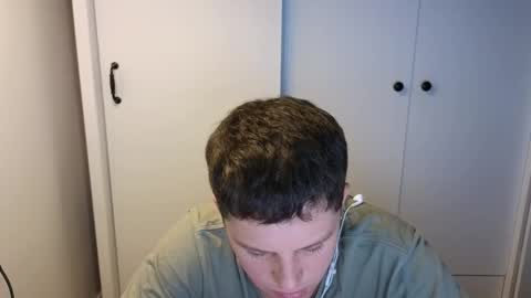 st1vemaster01 online show from December 19, 2025, 4:58 pm