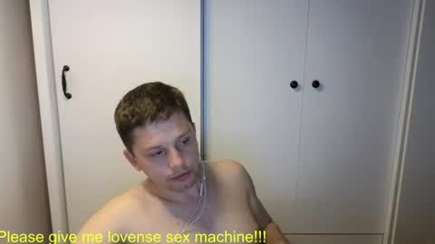 Snapshot of st1vemaster01 chatting on June 17, 2026, 1:12 pm st1vemaster01 online show from June 17, 2026, 1:12 pm