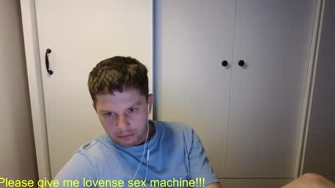 Snapshot of st1vemaster01 chatting on June 20, 2026, 2:20 pm st1vemaster01 online show from June 20, 2026, 2:20 pm