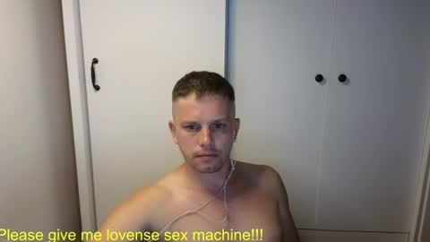 Snapshot of st1vemaster01 chatting on July 14, 2026, 12:55 pm st1vemaster01 online show from July 14, 2026, 12:55 pm