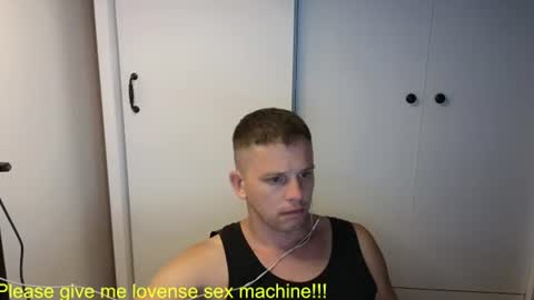 Snapshot of st1vemaster01 chatting on July 19, 2026, 1:48 pm st1vemaster01 online show from July 19, 2026, 1:48 pm