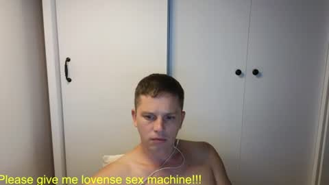 Snapshot of st1vemaster01 chatting on July 28, 2026, 12:34 pm st1vemaster01 online show from July 28, 2026, 12:34 pm