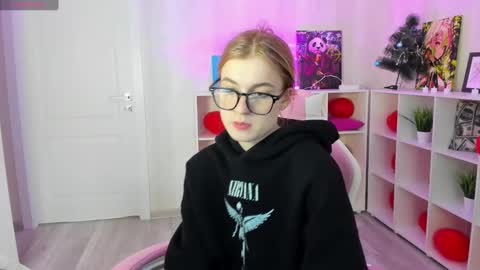 Stacey GMT5 Mo Tu We Th Fr Sa 3am -10am online show from March 7, 2025, 4:35 am