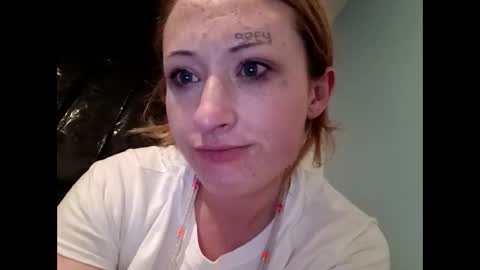 Snapshot of stacisavige chatting on January 2, 2025, 9:43 am Sinserity online show from January 2, 2025, 9:43 am