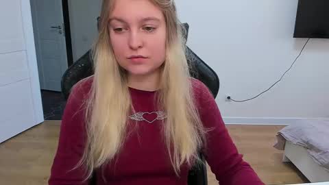 Stacy  online show from February 20, 2025, 12:57 pm