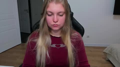 Stacy  online show from September 30, 2025, 3:17 pm