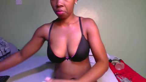 stacy_queenl online show from December 20, 2025, 10:50 pm