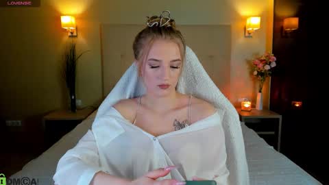 Stacy Mon Tue Wed Thu Fri Sun GMT GMT 3 1000am - 0400pm  online show from February 18, 2026, 10:22 am