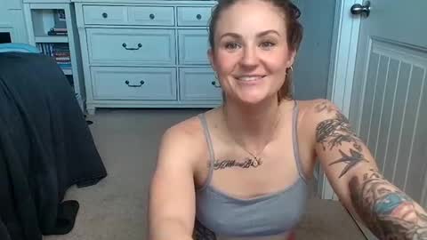 Snapshot of stacysmomm chatting on February 7, 2025, 2:58 pm Hannah Lee online show from February 7, 2025, 2:58 pm