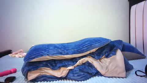 Stacysweet chocolate online show from November 23, 2025, 4:18 pm