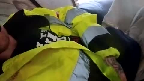 Straightupdownbad online show from April 7, 2026, 11:21 am