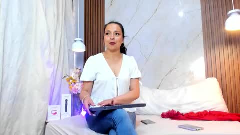 Angel Rivera online show from December 5, 2025, 12:03 pm