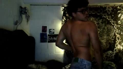 Kayx online show from February 20, 2026, 7:32 am