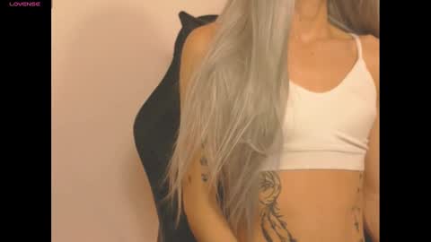 star_storm online show from January 4, 2025, 7:34 am