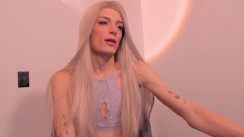 star_storm online show from January 22, 2025, 5:05 am