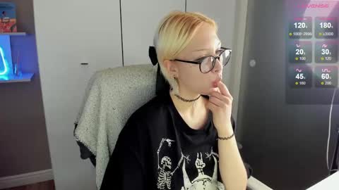 Kate online show from March 24, 2026, 2:44 pm