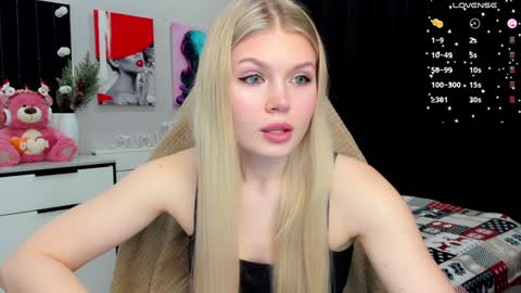 Snapshot of starlight_2004 chatting on January 13, 2025, 3:26 pm Caroline online show from January 13, 2025, 3:26 pm