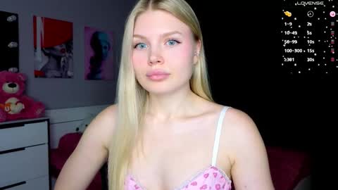 Caroline online show from February 3, 2026, 9:25 am