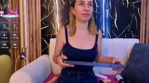 starlight_mature11_aws online show from July 23, 2026, 1:58 am