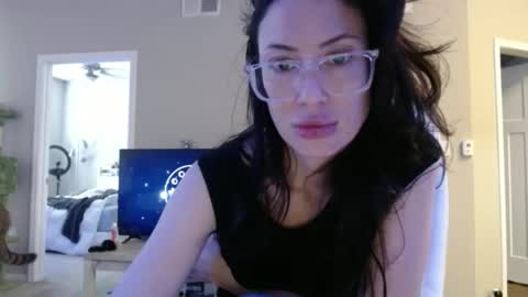 Snapshot of starseedgem chatting on April 7, 2026, 8:09 pm starseedgem online show from April 7, 2026, 8:09 pm
