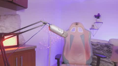 Yoko online show from September 16, 2025, 12:39 pm