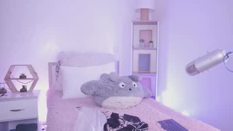 Yoko online show from February 16, 2026, 6:26 pm