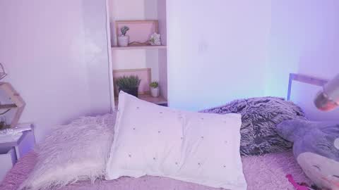 Yoko online show from April 21, 2026, 12:23 am