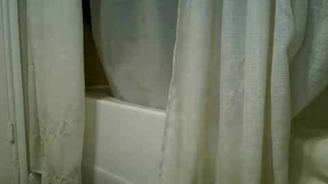 stassiebby online show from April 21, 2026, 1:42 am