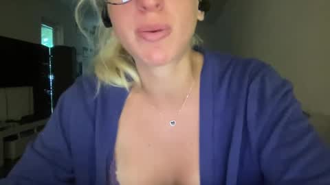 Stassiethatsororitygirl online show from October 4, 2025, 11:52 am
