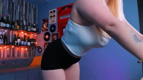 stef_nicks online show from November 25, 2025, 9:09 am