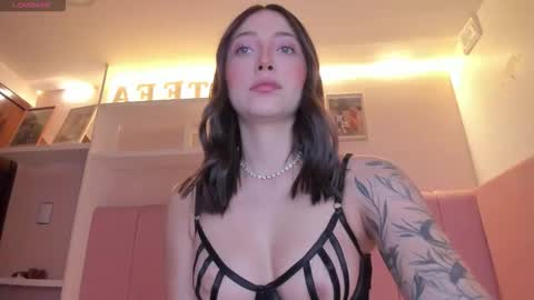 Stefa Gomez  online show from March 15, 2026, 12:55 pm