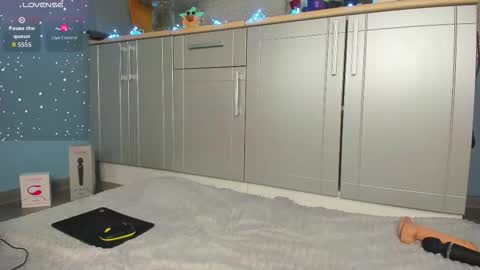 Stefa online show from March 5, 2026, 4:08 am