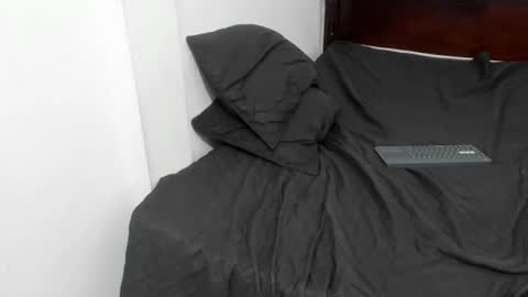 Snapshot of stefan_litleee chatting on January 30, 2025, 10:08 pm julieth-cancer online show from January 30, 2025, 10:08 pm