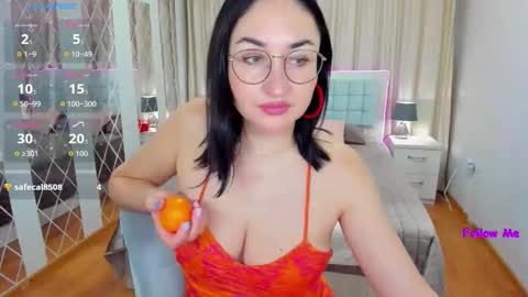 StefanaWinter online show from February 10, 2026, 5:11 am