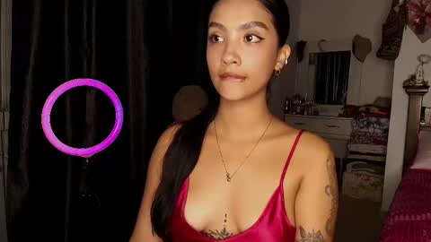 Im MiaIts my first day here  online show from September 12, 2025, 12:33 am