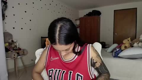 Im MiaIts my first day here  online show from February 5, 2026, 2:05 am