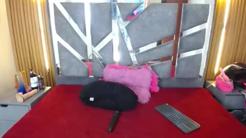 Stefan online show from December 18, 2025, 5:24 am