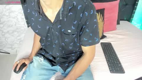 Snapshot of stefany_pablo1 chatting on January 8, 2025, 12:15 pm stefany_pablo1 online show from January 8, 2025, 12:15 pm