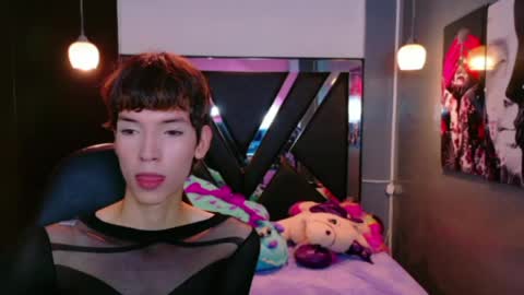Snapshot of stefany_piink chatting on June 5, 2026, 12:44 pm stefany piink online show from June 5, 2026, 12:44 pm