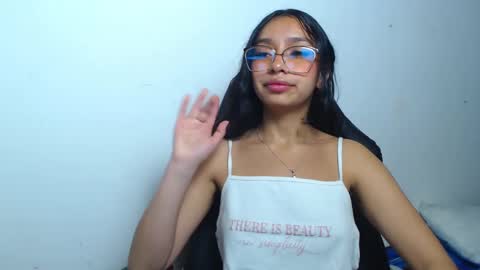 Stefanny lopez online show from March 6, 2025, 12:09 pm