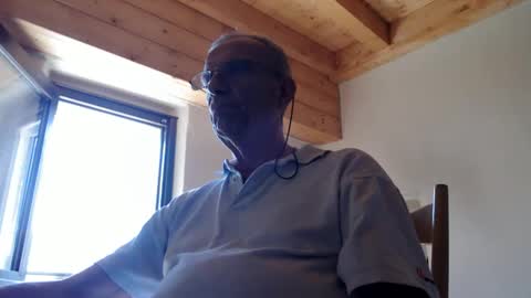 Snapshot of stefi444466 chatting on May 21, 2026, 12:34 pm stefi444466 online show from May 21, 2026, 12:34 pm